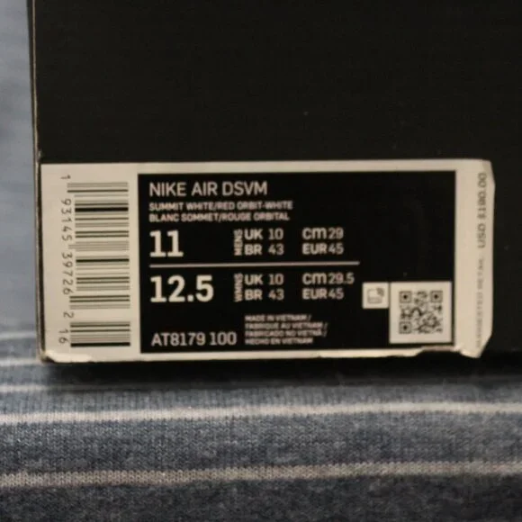 Nike Air VaporMax D/MS/X in Summit White - Picture 7 of 15